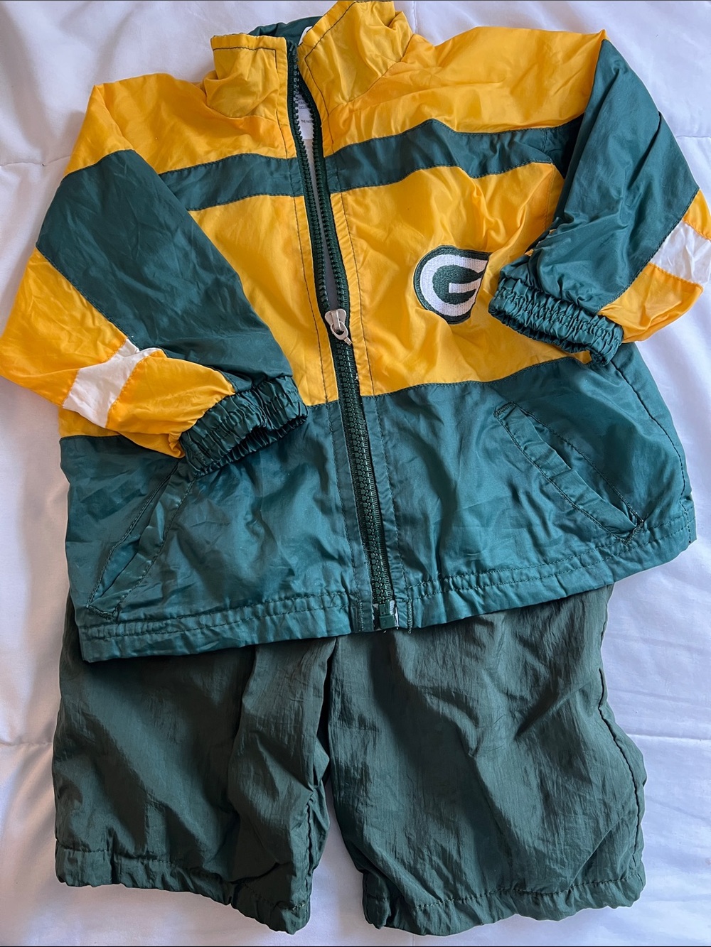 NFL Green Bay Packers Vintage 12mo Two-Piece Windbreaker Set